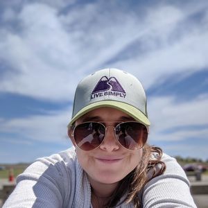 Meet your Posher, Maria